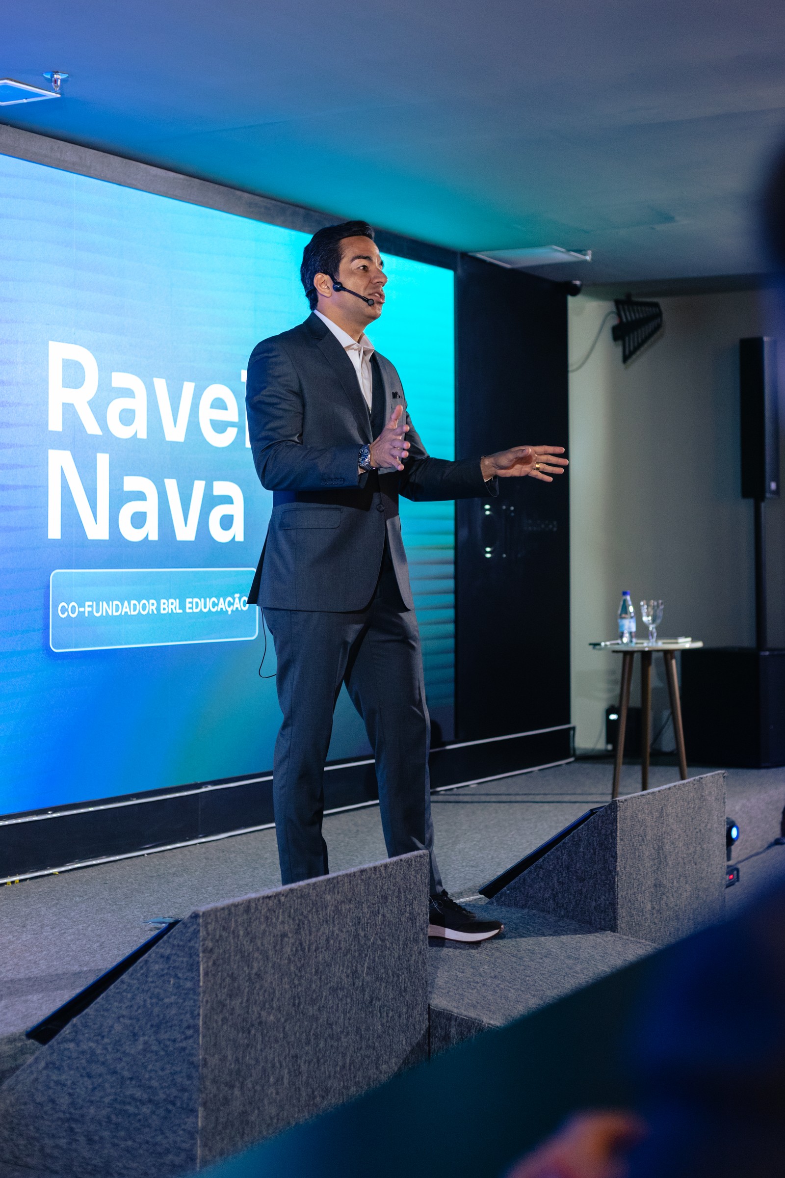 Ravell Nava no palco