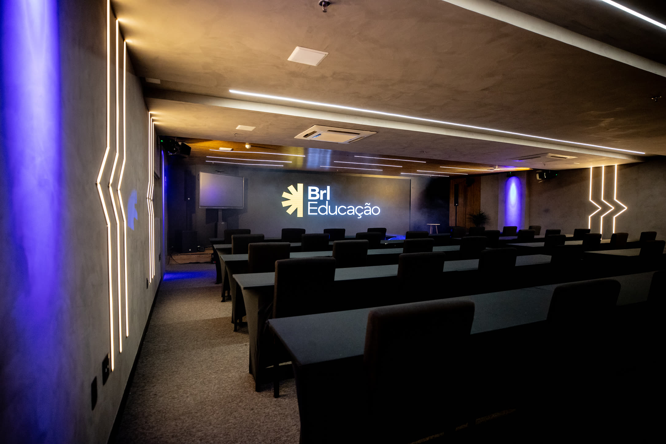 Auditório com Painel LED