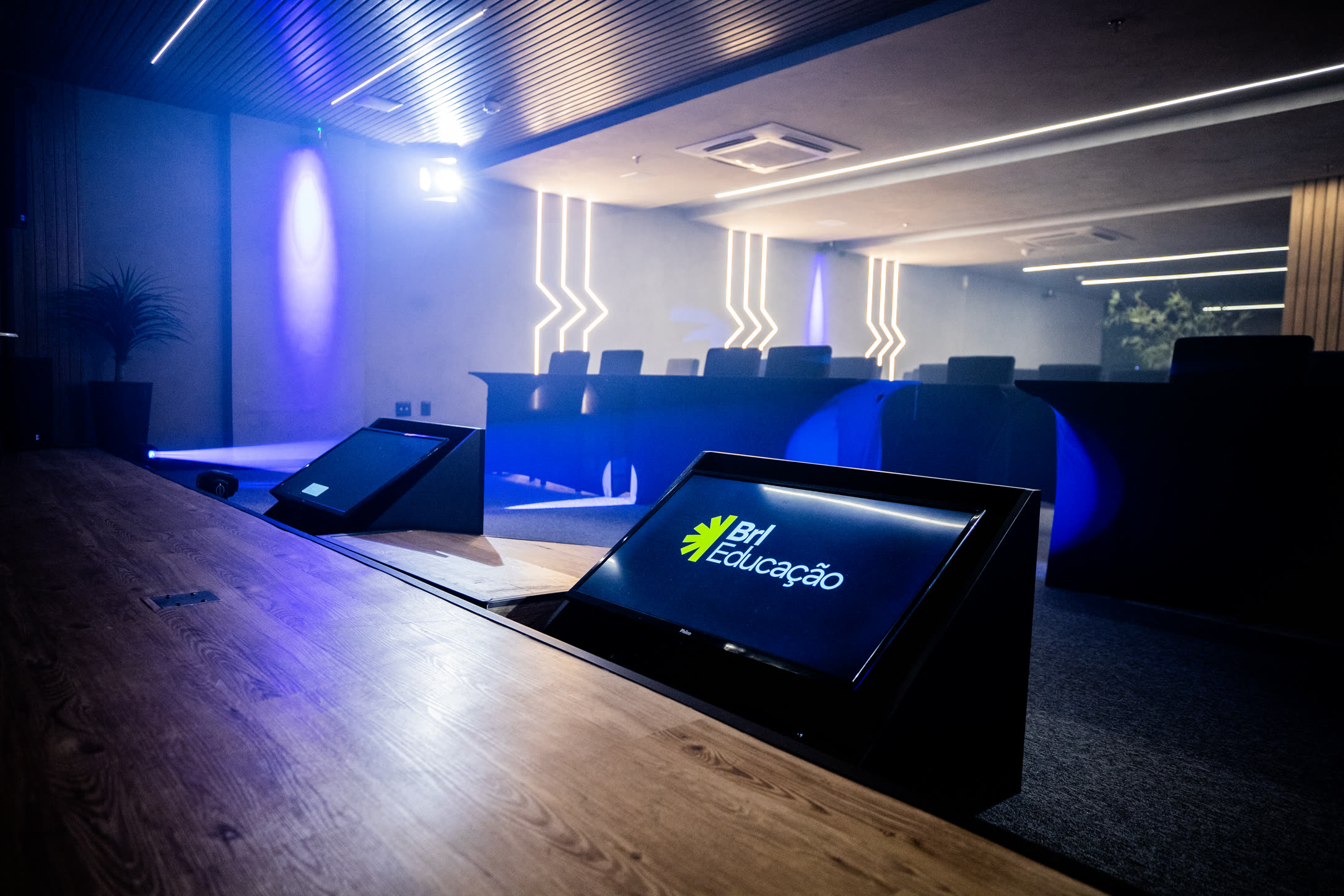 Telas interativas Espaço Brl