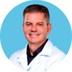 Dr. Silvio Moraes
